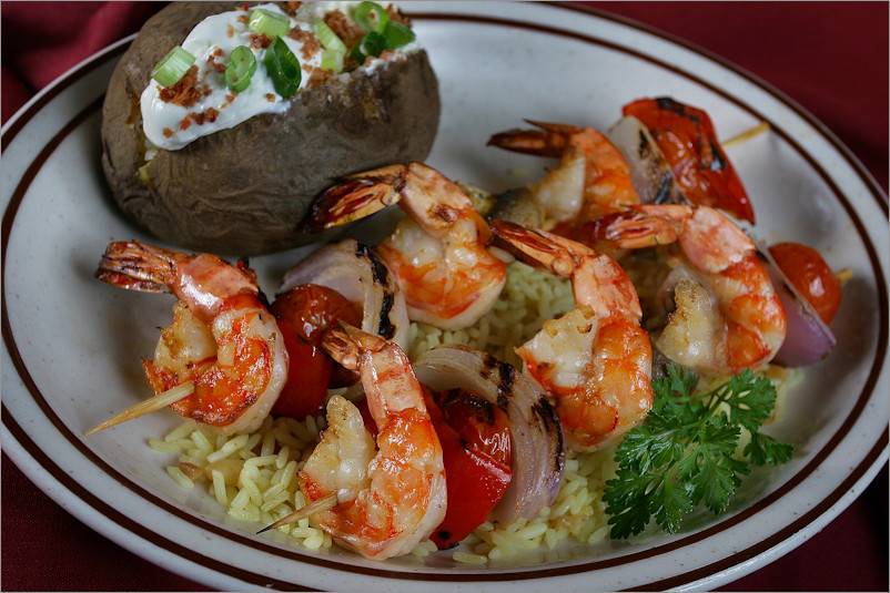 SeaGalley Restaurant. Yakima's best Seafood, Steak, Crab, Lobster, Lounge.